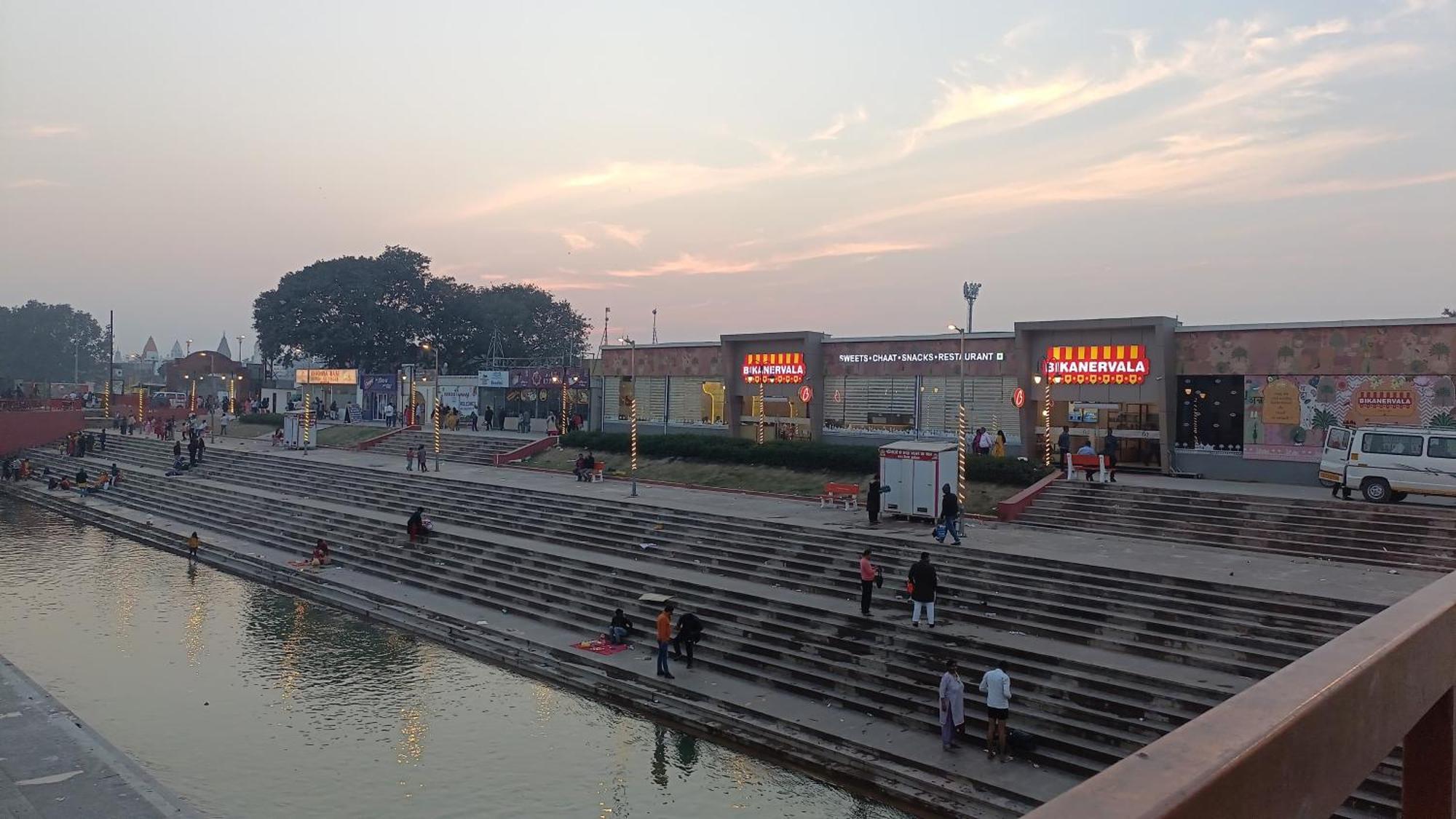 Ayodhya Haat Luxury Cottages Luaran gambar